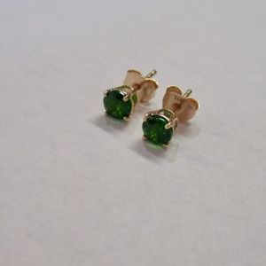 LAST CALL!! 10K YG 1.15 ctw Diopside Round Studs